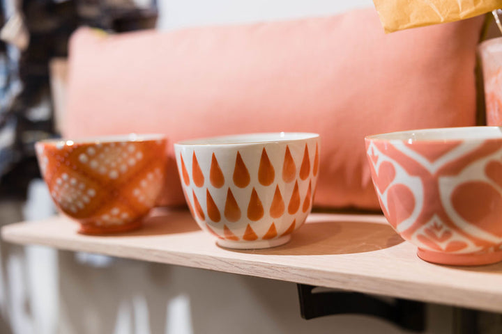 Cafe Au Lait Bowl- Tears Pink