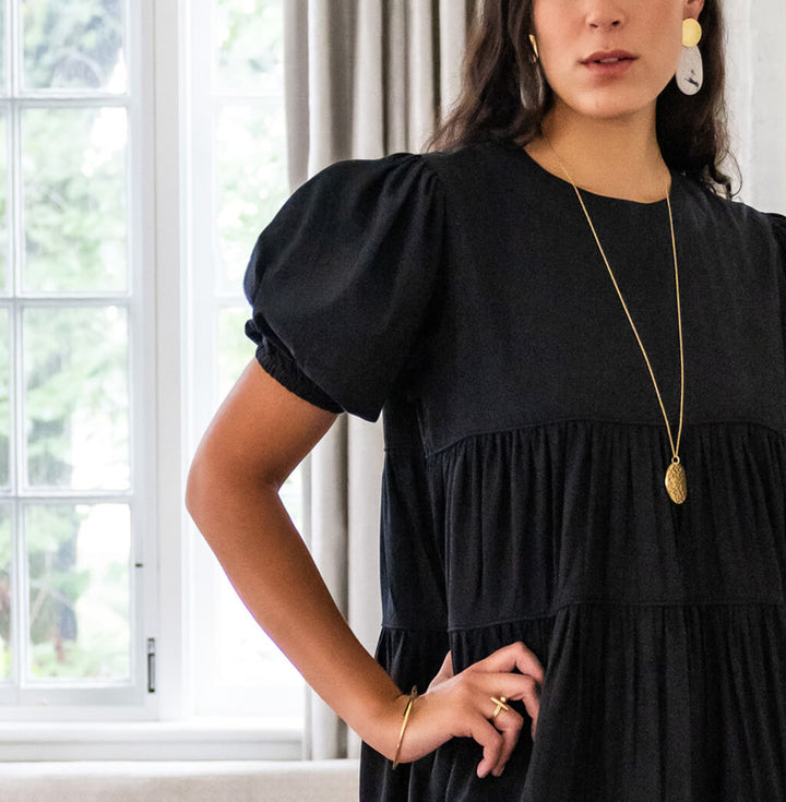Short Sleeved Tiered Midi Dress- Black