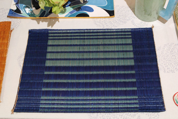 Papyrus Placemat- Indigo Garden